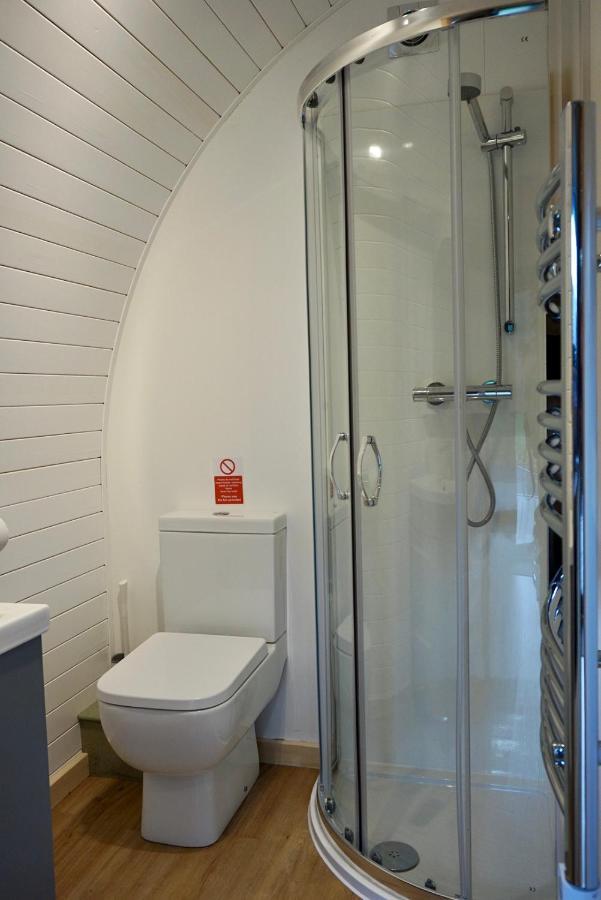 Habberley Glamping Pods Hotel ชรูว์สเบอรี ภายนอก รูปภาพ