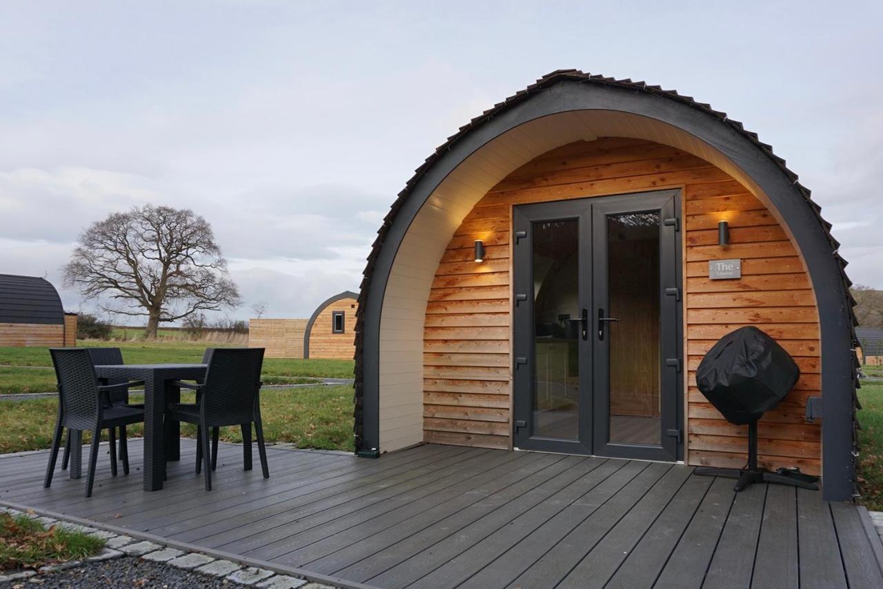 Habberley Glamping Pods Hotel ชรูว์สเบอรี ภายนอก รูปภาพ